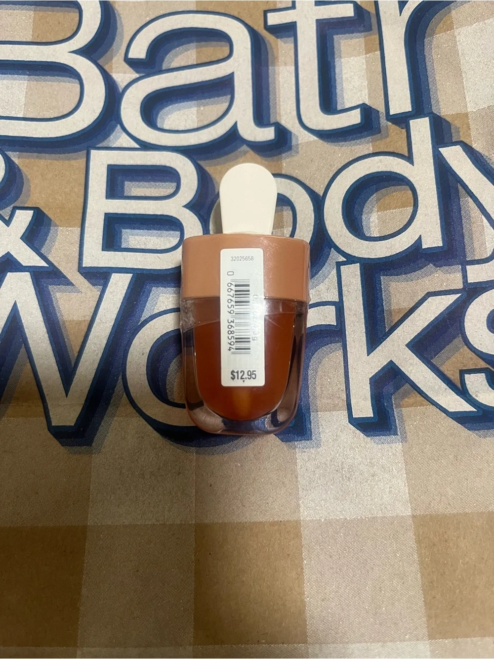 Bath & Body Works glossy lip